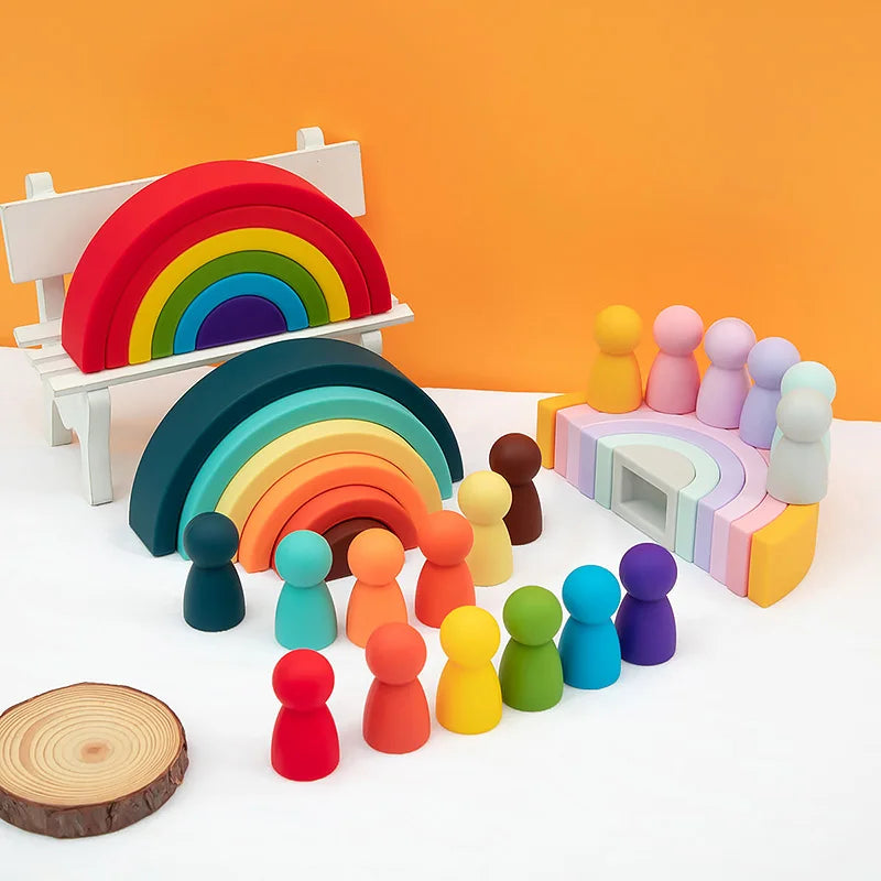 Silicone Rainbow & Peg Doll Set