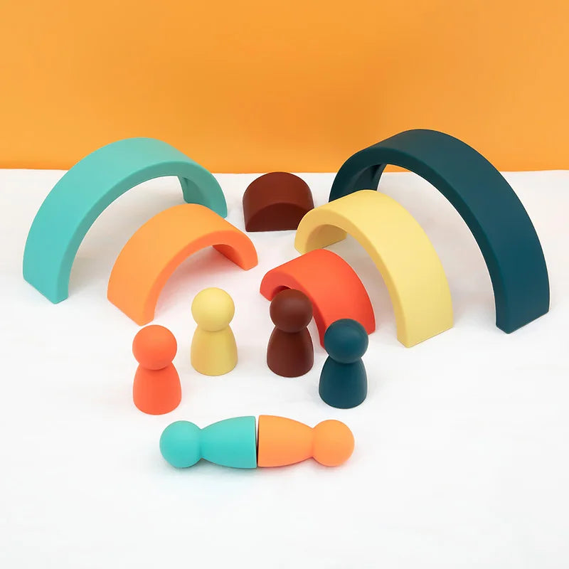 Silicone Rainbow & Peg Doll Set
