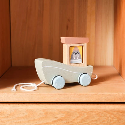 Ocean Pull-Along Train